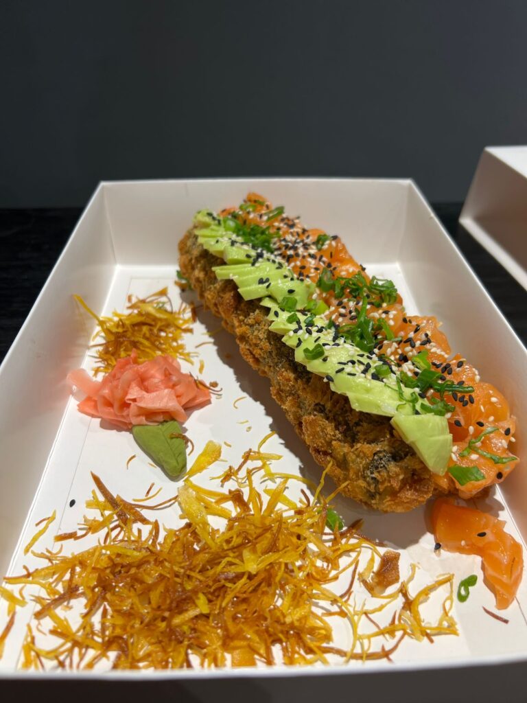 Naguini Sushi Club
