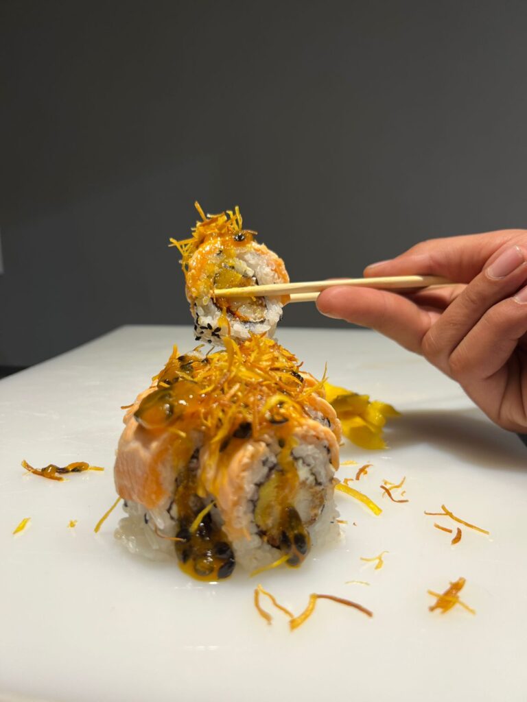 Naguini Sushi Club